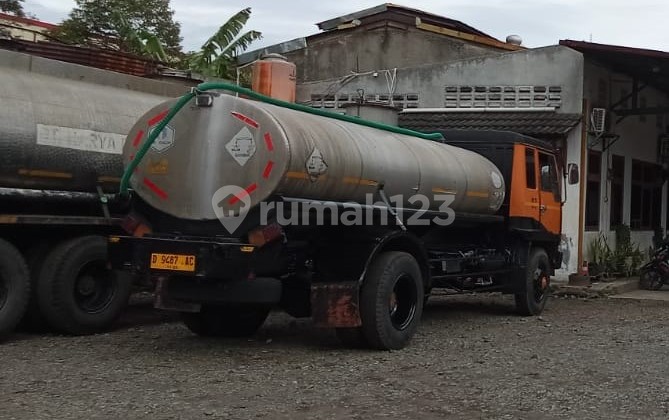 Tanah Kopo Jaya SHM Ada Bangunan dan Garasi Tanki Jual Cepat