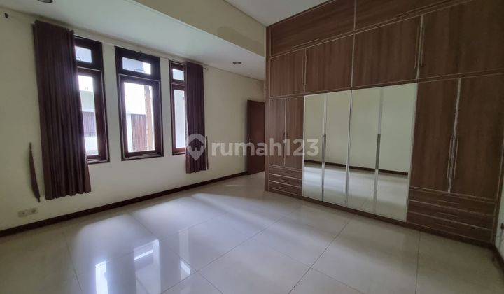 Rumah Semi Furnish di Setraduta, Harga Wajar, Lokasi Strategis 2