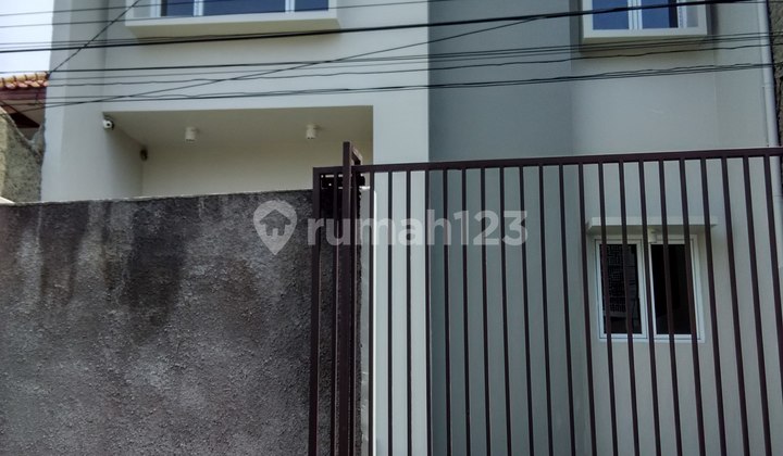 Rumah Minimalis di Sukahaji, Gegerkalong Bandung