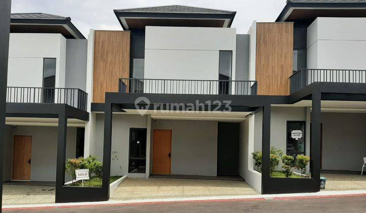 Dijual Rumah Baru di Setra Duta Casa Grande, Semi Furnish, Ready 1