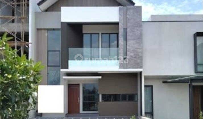 Rumah Baru Minimalist Ruangan Lega di Singgasana 1