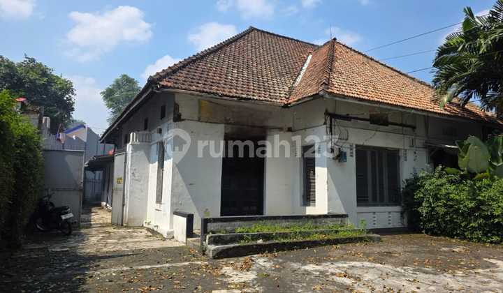 Dutch House in Dago Wing, close to ITB and Baltos 2