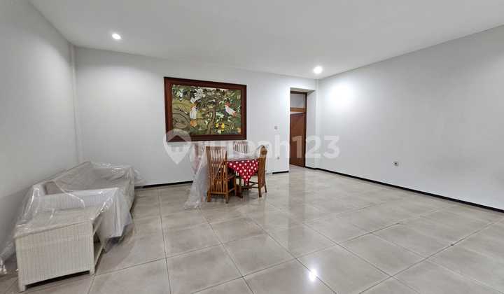 Ruko 3½ Lantai Siap Pakai di Ahmad Yani dekat IBCC