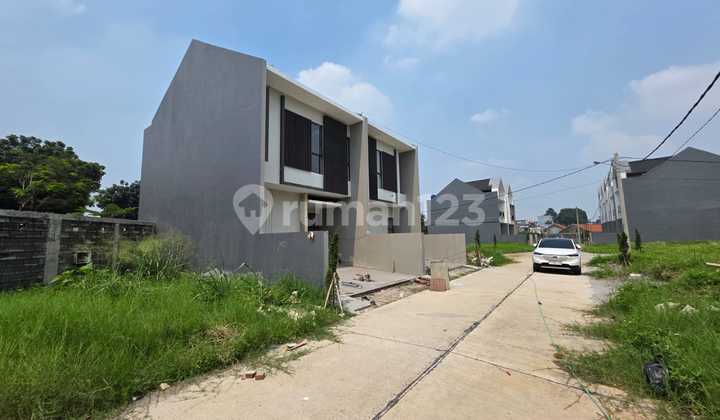 Minimalist New House in Batununggal under 2B 2