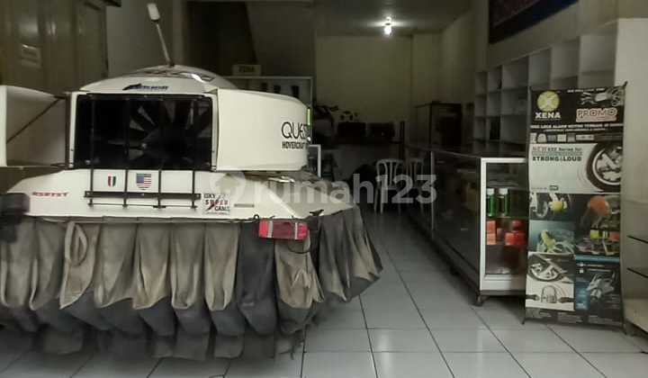 Ready-to-Use Shophouse in Setra Sari Plaza, North Bandung 2
