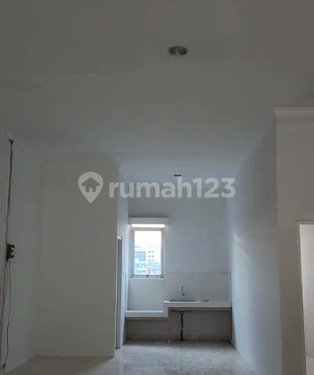 3-Story Ready-to-Occupy Shop House on Gatot Subroto - Laswi 2