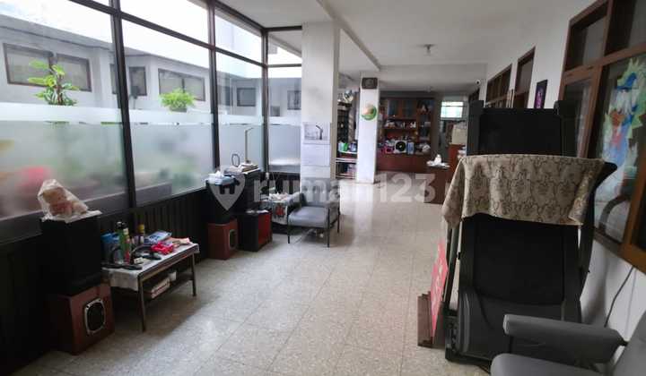 Rumah Lokasi Eksklusif di Sayap Riau Cocok untuk Usaha Rumah Lokasi Eksklusif di Sayap Riau Cocok untuk Usaha