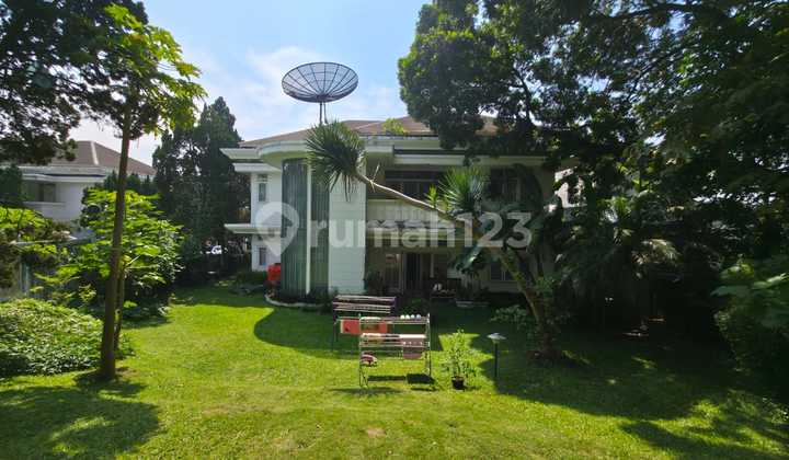 Rumah Bagus Semi Furnished di Ciumbuleuit, Bandung 1