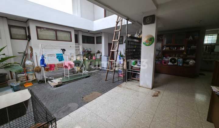 Rumah Lokasi Eksklusif di Sayap Riau Cocok untuk Usaha