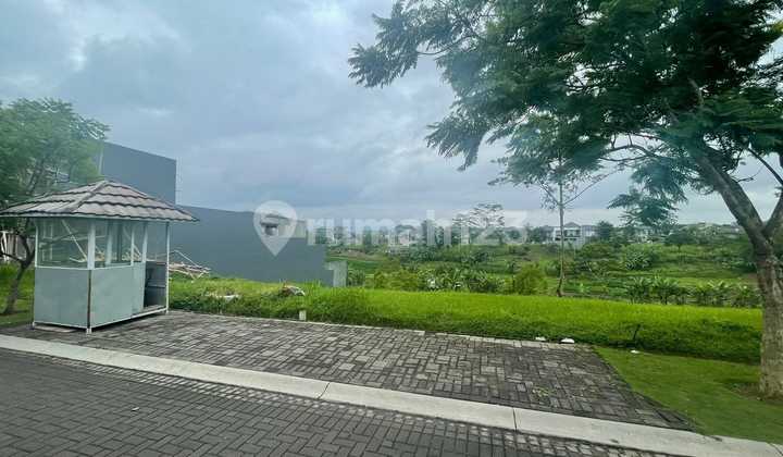 Tanah SHM di Kota Baru Parahyangan Ada View Danau
