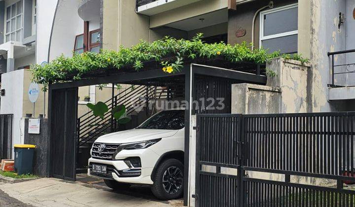 Rumah Siap Pakai di Setraduta Disain Minimalis Modern 1