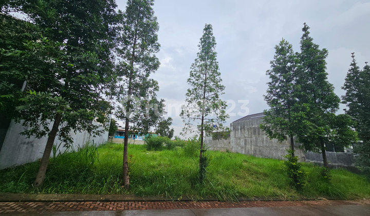 GOOD STUFF! Setraduta Plot Area ±215 m² Central location GOOD STUFF! Setraduta Plot Area ±215 m² Central location