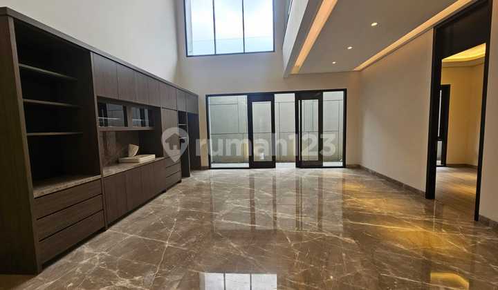 Rumah Baru Semi Furnish, Elegant, di Setraduta Bandung Utara Rumah Baru Semi Furnish, Elegant, di Setraduta Bandung Utara