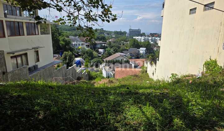 Tanah di Resor Dago Pakar View Kota Bandung - Downslope