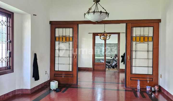 Rumah Belanda Terawat Bagus di Sayap Pajajaran - Pasirkaliki