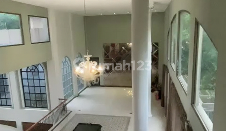 Rumah untuk Kantor atau Usaha di Sayap Pasteur - Pasirkaliki