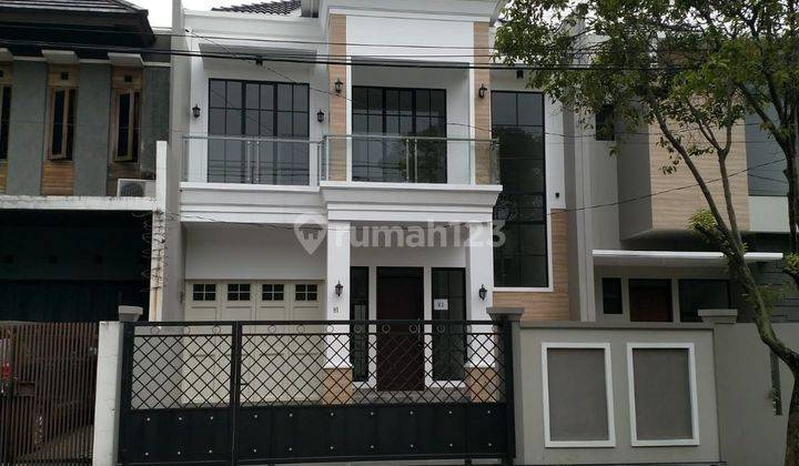 Rumah Baru di Batununggal Dengan Disain Classic Elegant 1