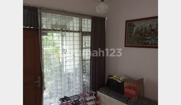 Rumah Terawat di Pasteur dekat Universitas Maranatha