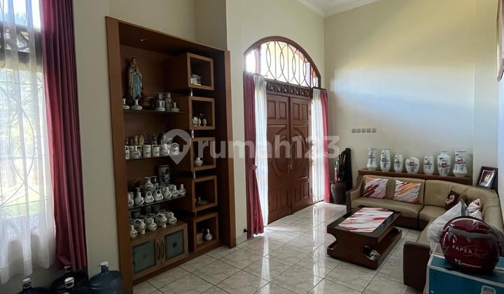 Jual Rumah Terawat Siap Pakai Setraduta Mainroad