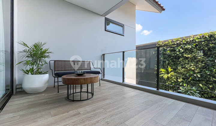 Rumah Baru di Cluster Spatirasmi Kota Baru Parahyangan 2