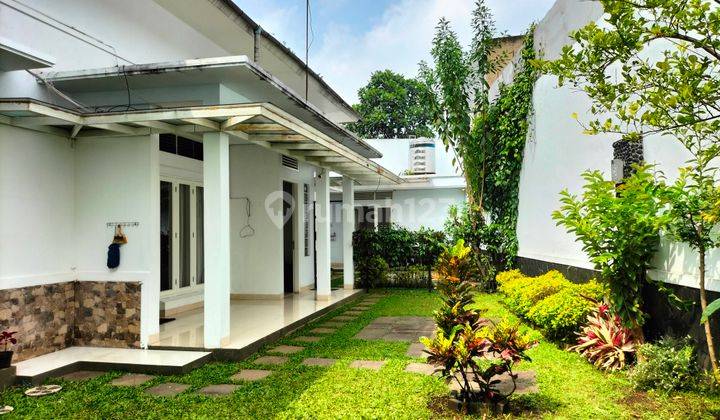 Rumah Cantik Bagus di daerah Bandung Utara  1