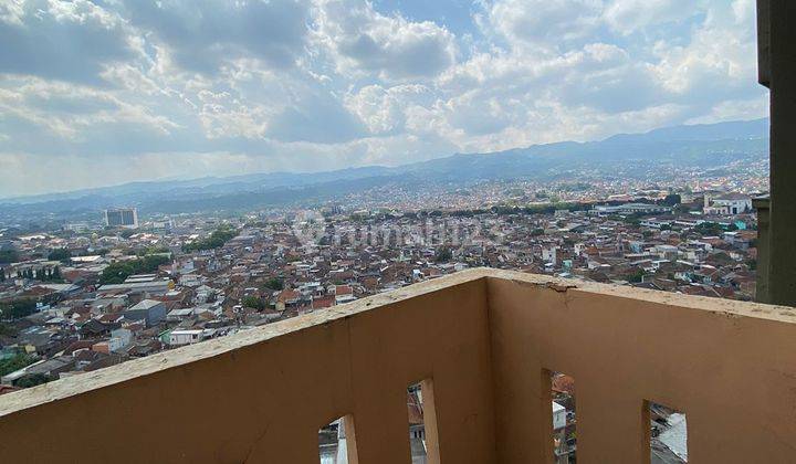 Apattemen dengan view pegunungan, lokasi kamar dekat lift 1