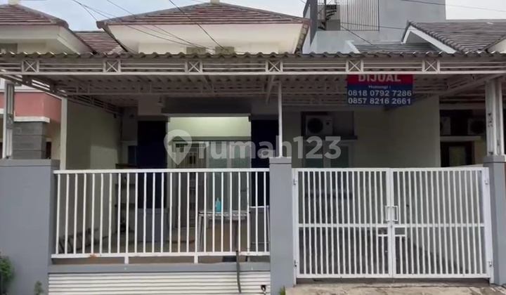 Single-story house in Kota Harapan Indah, Bekasi.