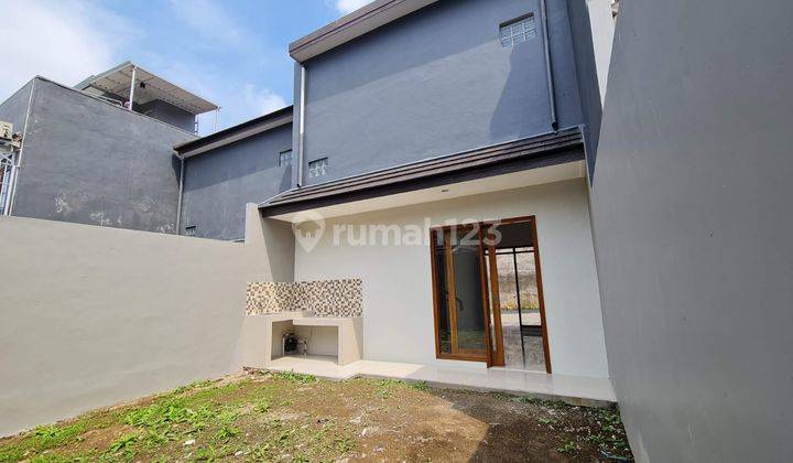 Rumah 2 Lantai di Sariwangi Sayap Pasteur Bandung 2