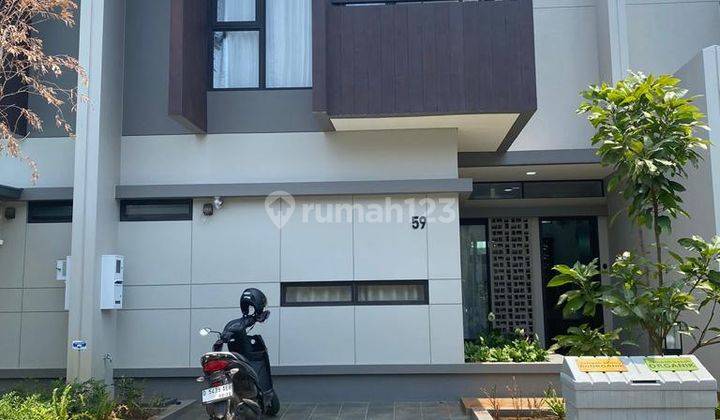 Rumah 2 Lantai di Cluster Flora Freya Summarecon Bandung  1