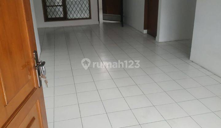 Rumah Minimalis 1 Lantai Siap Huni di Taman Kopo Indah 3 1