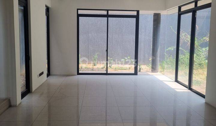 Rumah Minimalis Modern Siap Huni Nayapati Kota Baru Parahyangan 2