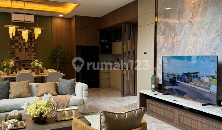 Rumah Mewah 2 Lantai Summarecon Bandung Rumah Mewah 2 Lantai Summarecon Bandung