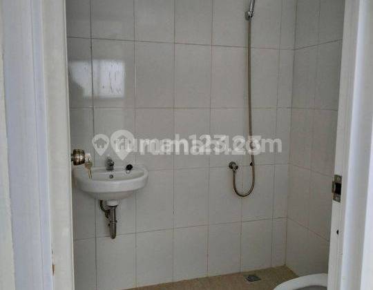 New 1-story house ready to occupy in the Kopo Indah garden wing. 2