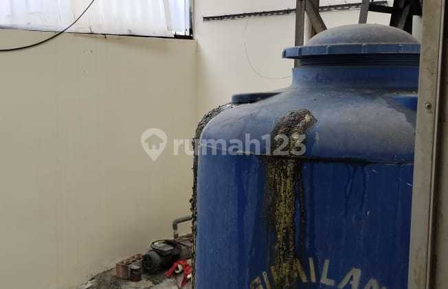 Ready-to-Occupy 2-Story House, on a Wide Road in Taman Kopo Indah 2 15