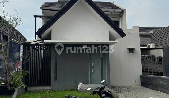 Rumah 2 Lantai Siap Huni di Dekat Tol Margaasih Kopo