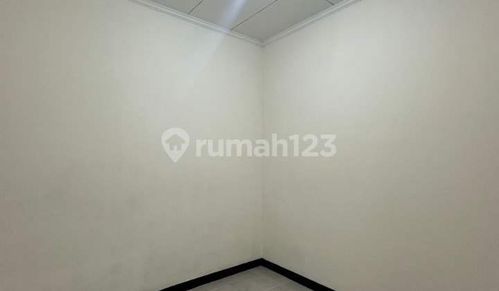 RUMAH 1,5 LANTAI DEKAT PUSAT PERBELANJAAN TAMAN KOPO INDAH 2