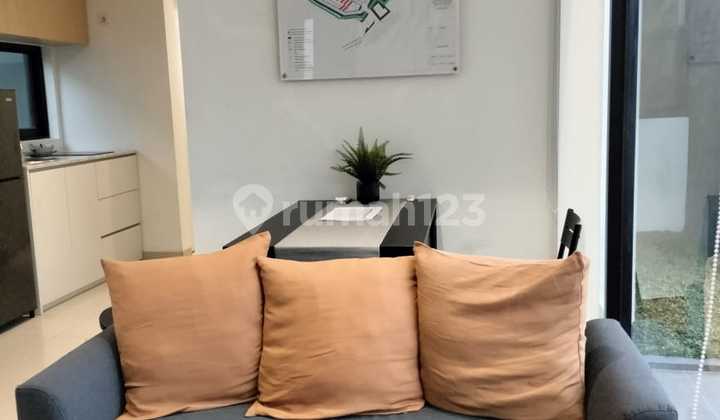 Rumah baru 1 lantai siap huni di sayap taman Kopo indah