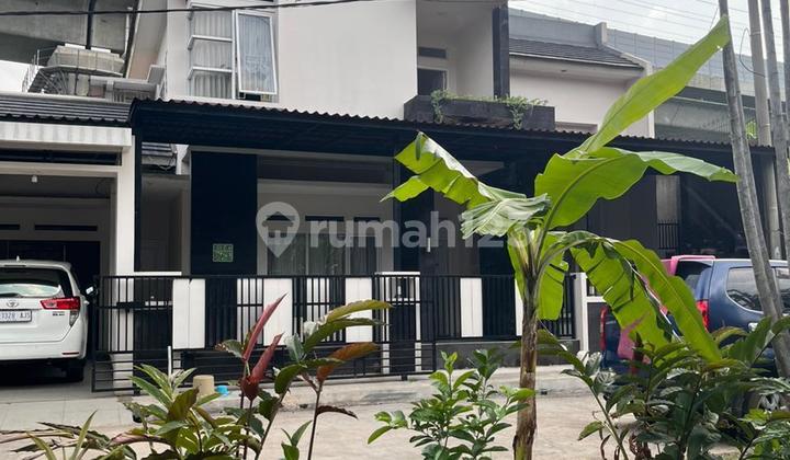 2-Storey Ready-to-Occupy House in Buah Batu Regency 2-Storey Ready-to-Occupy House in Buah Batu Regency