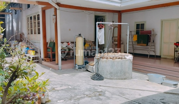 Rumah Tinggal Luas Terawat Jl. Gatot Subroto Rumah Tinggal Luas Terawat Jl. Gatot Subroto