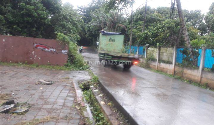 Tanah ada bangunan rumah tinggal strategis nempel jalan desa. 1