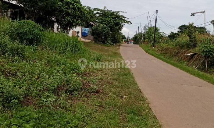 Dijual Tanah datar nempel jalan desa,cocok untuk ruko. 2