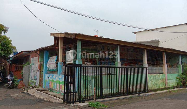 Dijual Rumah Ex Sekolah Taman Anak - Anak 1