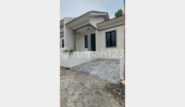 Perumahan 2 Lantai di Jl. Wates SHM Strategis Perumahan 2 Lantai di Jl. Wates SHM Strategis