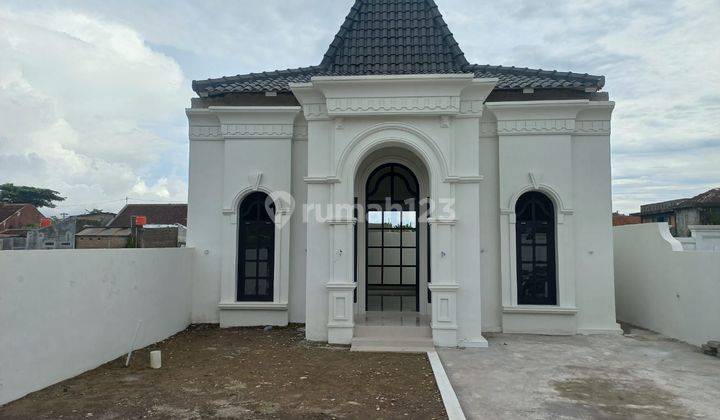 Rumah SHM free smart door termurah di Utara candi Prambanan  1