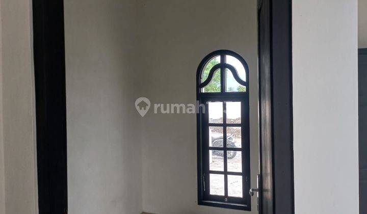 Rumah SHM free smart door termurah di Utara candi Prambanan  2