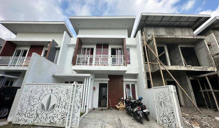 Rumah 2 Lantai SHM siap KPR tepi jalan Magelang  1