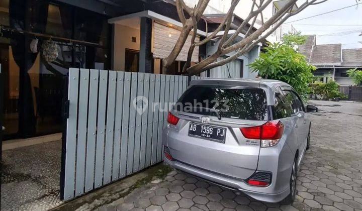 Rumah dekat Plaza Ambarrukmo. Dalam Perumahan bisa dicicil 2