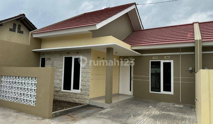 Rumah Baru Siap Huni SHM Strategis di Godean 1