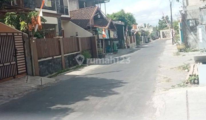 Rumah 2 Lantai Siap Huni di Kawasan Strategis Jalan Kaliurang Km 10 Cocok Untuk Hunian Atau Kost Eksklusif 2