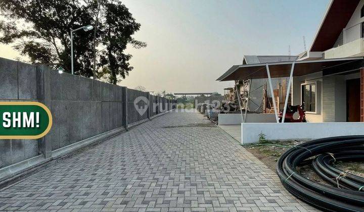 Rumah Scandinavian Modern Dalam Perumahan Di Jogja Utara 2